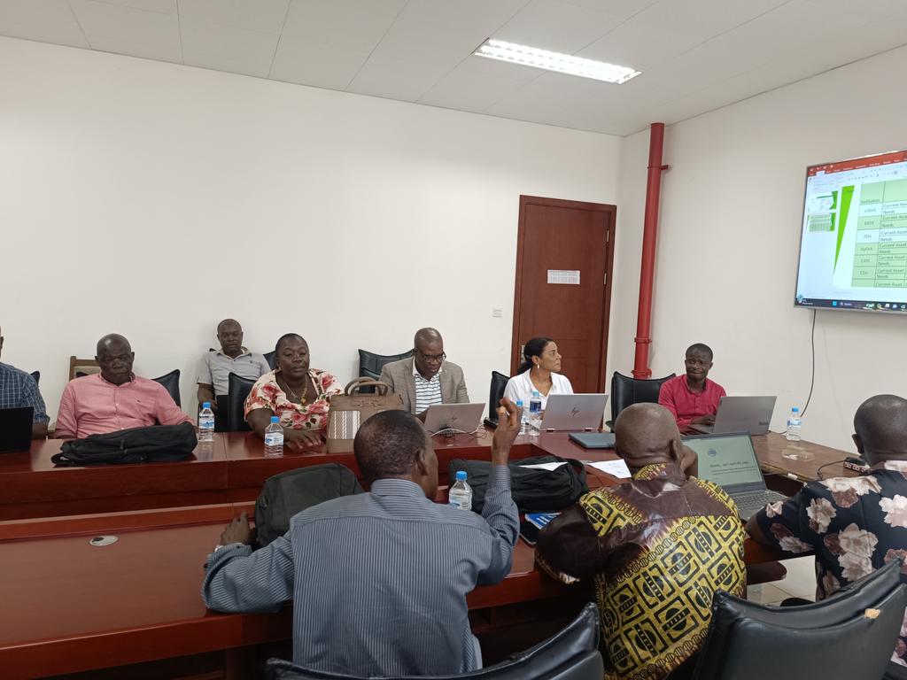 FAOLiberia's tweet photo. With support from @FAO, the @MOA, @LISGIS &amp; other agric stakeholders validate the @SPARS doc today. The action plan for Liberia will integrate agric into the National Statistical System, aligning with @GSARS for global comparability.
#GSARS
#agriculture
#agriStatistics https://t.co/PLuQq2Cco2