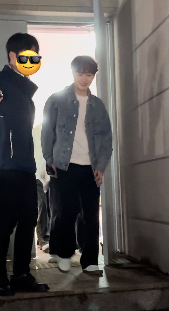 silver__h9's tweet photo. 건치 구다사이 .. ~
퇴근 구다사이 .. ~
청남방 구다사이 .. ~ https://t.co/X6qAroxmwG