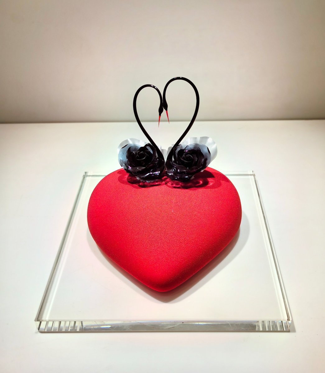 Swan #cakes 🍰 #art #foodlovers #dessert