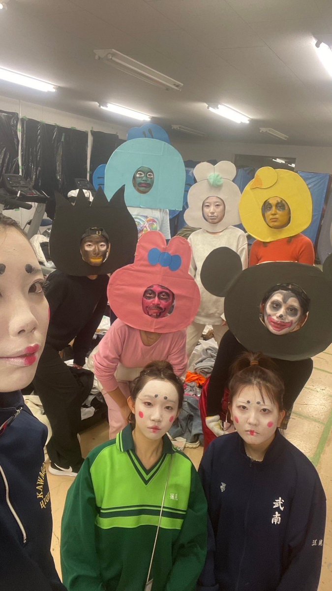 m0eka__'s tweet photo. 会長のじんたから回してもらいました、副会長の萌夏（もえか）です！
After Beat Clubは私が心の底から自慢できる居場所です！💓
ダンスにも、遊びにも全力になれる最高なサークルです！みなさんもアフタビに入ってぜひ楽しみましょう〜🫶

next！@rinpip1 😘
#春から埼大
#埼玉大学
#afterbeatclub https://t.co/mCQHnuI9OM