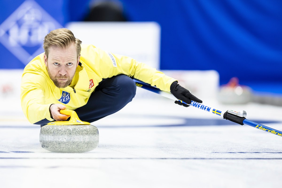 The winner of this one will go a long way in determining the No. 1 seed for the #WMCC2024 playoffs... 1pm ET on TSN 1/5, TSN.ca and the TSN App 🇨🇦 (@TeamGushue, 8-1) vs. 🇸🇪(@TeamNiklasEdin, 9-0)