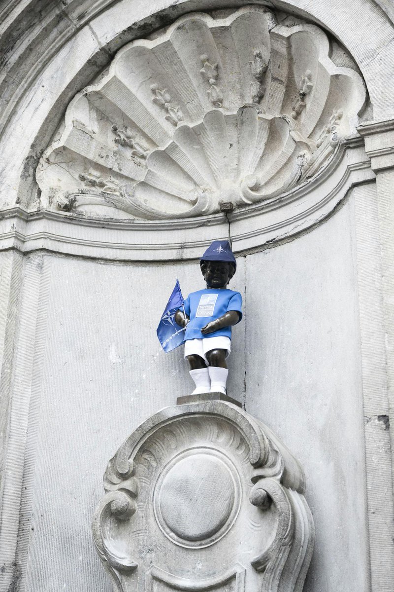 Important monuments in Brussels are marking #NATO’s 75th anniversary. 💙 📍 Parc du Cinquantenaire 📍 Brussels City Hall 📍 Egmont Palace 📍 Manneken Pis #1NATO75Years