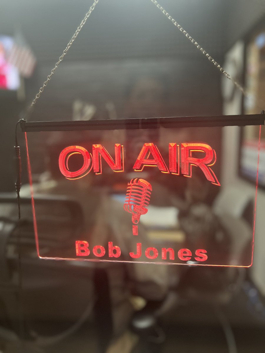 Starting my day off right with Bob Jones on 1440 Keys Radio! There's truly no better way to kick off the morning than chatting with Bob about all things CITY. Grateful for his friendship and unwavering support!