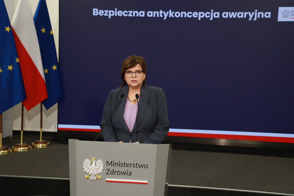 Minister zdrowia Izabela @Leszczyna: Proponujemy program pilotażowy, który potrwa do 2026 r. i obejmie całą Polskę. Mogą do niego przystąpić wszystkie apteki, które podpiszą umowę z NFZ. Chcę wykorzystać kompetencje farmaceutów szerzej niż dotychczas.