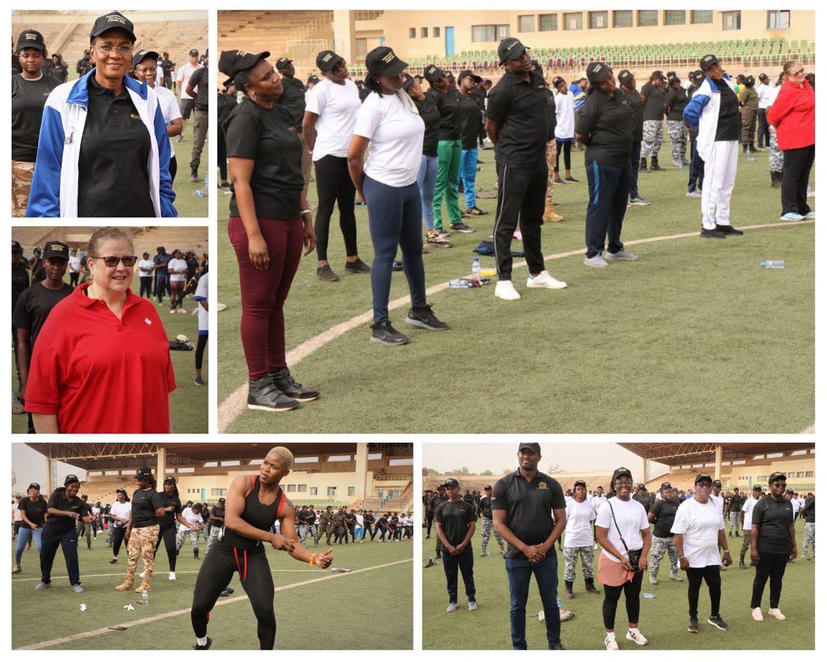 IAMGOLD_Corp's tweet image. Notre mine Essakane au Burkina Faso a organisé un entraînement en groupe pour marquer la fin des célébrations de la Journée internationale des femmes. L’événement, commandité par la ministre de la Solidarité au Burkina, a connu un succès qui s’est répercuté au-delà de la mine !