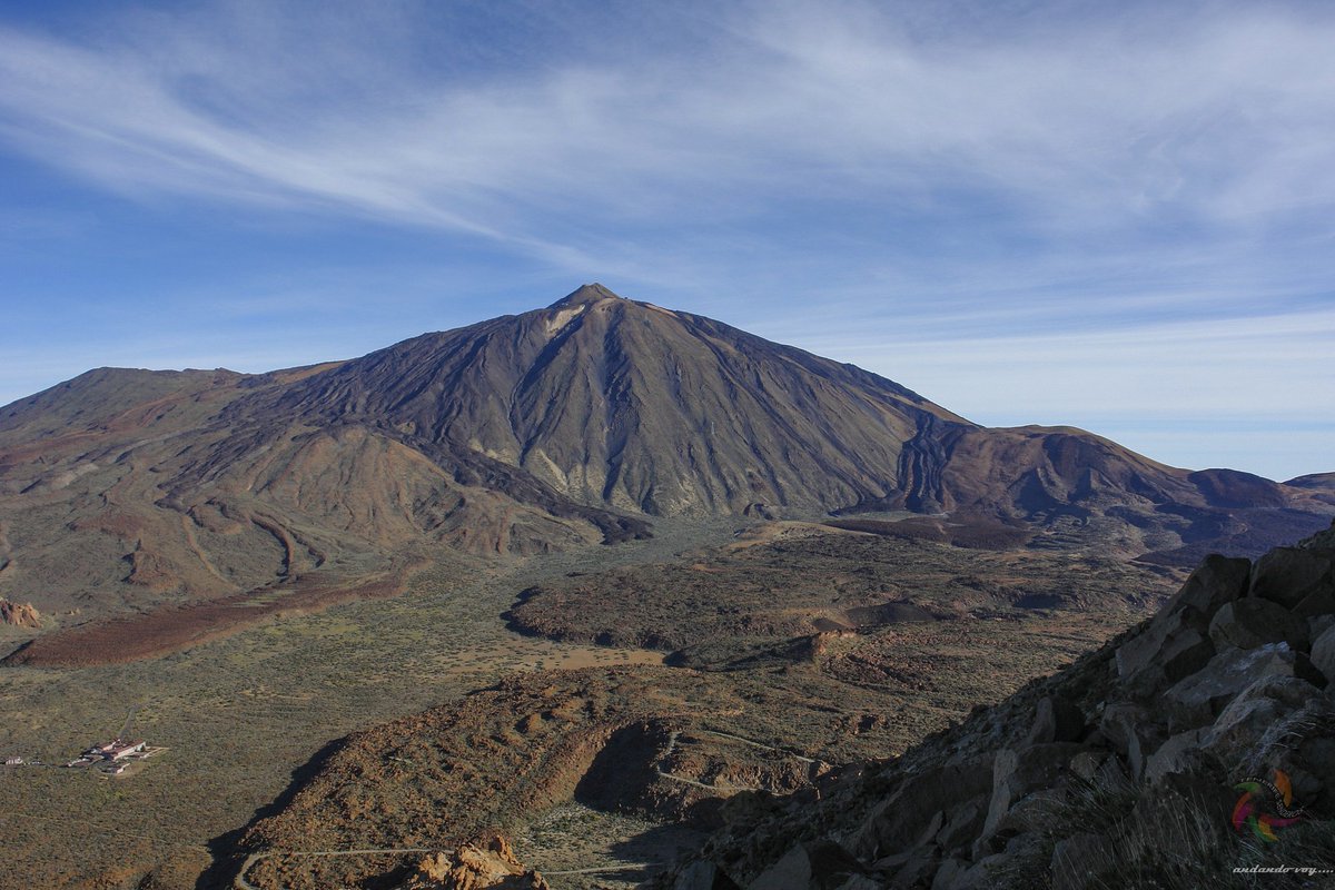 Parque Nacional del Teide #tenerife #tenerifetag #teide #paradise #heritage #spring #natgeo #canarias #senderismo #mothernature #photographer #vscocam #travelgram #wanderlust #instalike #instagood #naturelovers #landscapephotography #hiking #explore #adventure #earthpix