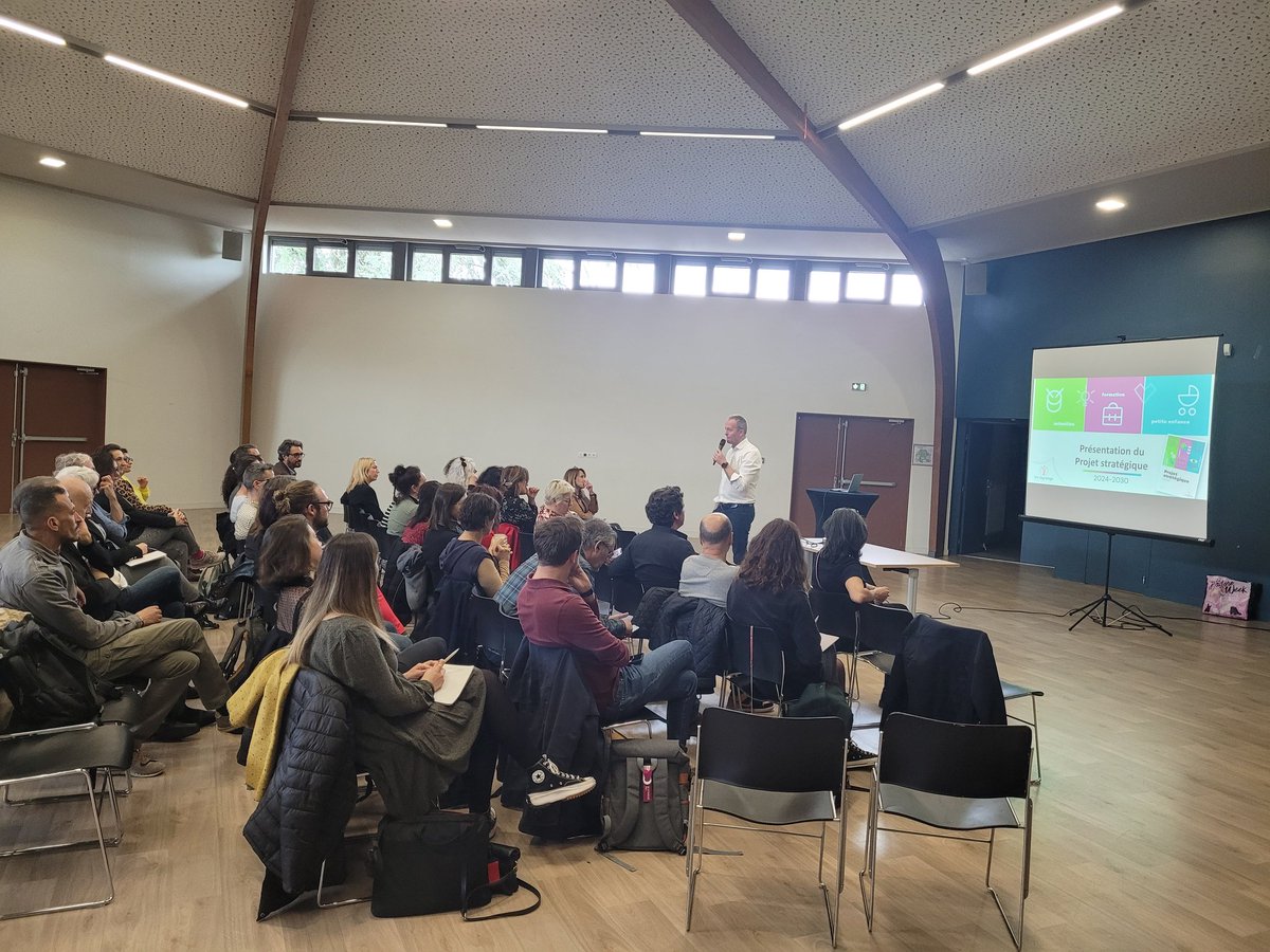 Point d'étape sur le projet stratégique de <a href="/LeoLagrange/">Fédération Léo Lagrange</a> aujourd'hui à <a href="/vaulxenvelin_/">Ville de Vaulx-en-Velin</a>. <a href="/VSeguela/">Vincent Séguéla</a> revient avec les équipes sur le chemin parcouru et surtout celui qui reste à réaliser. 
#EngagementMilitant #ESS #Entreprenariat #IngénierieSociale #ÉducationPopulaire #ExpertiseUsages