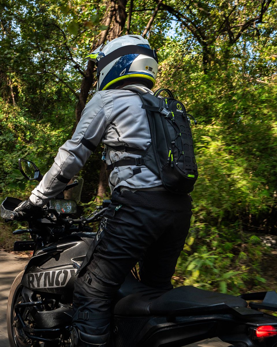 Beat the heat and experience the outdoors with the Navigator Hydration Backpack, which helps you stay hydrated on every adventure! Shop Online: rynoxgear.com Find Dealers: rynoxgear.com/pages/store-lo… #Rynox #Rynoxgear #NavigatorHydrationBag #Hydration #Adventure