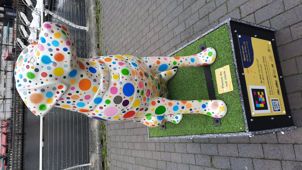 @wildinart #pawsonthewharf #canarywharf #towerhamlets #eastlondon