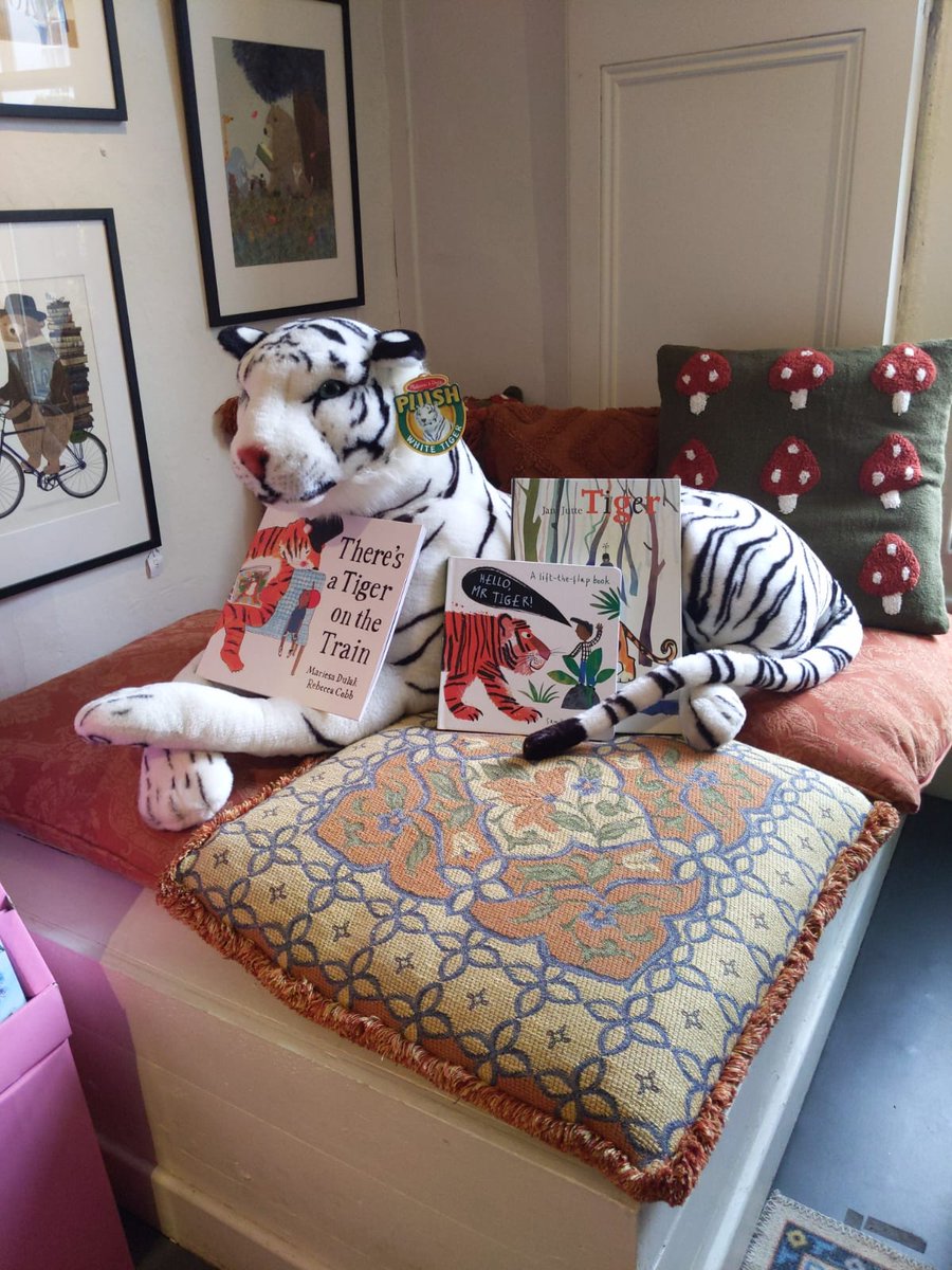 Lady comes into the shop asking for There's a Tiger on the Train. I said 'Ooh that's my favourite book at the moment.' She says, 'Oh that's nice, I wrote it!!' Pictures have been taken, more copies stocked. Bookshop delight!!! #bookshopmoments 💙📚🐯