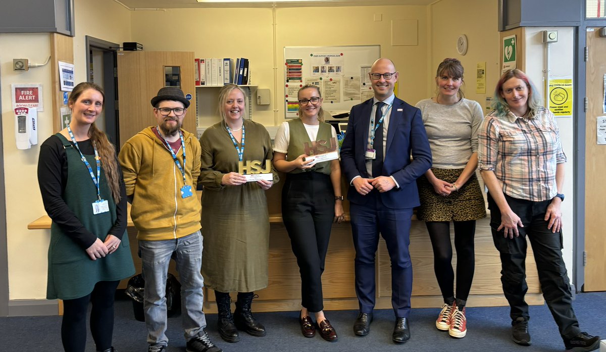 Thankyou @ChrisOliverNHS for coming to visit the @WeAreLSCFT Specialist Autism Team in #WorldAutismAcceptanceWeek to hear about our progress @HSJ_Awards Winners 2022 & 2023 & @Gemster8686 @NHSsafeguarding Winner 2024 🏆 such an amazing journey 🌟 @Sammypo41103151