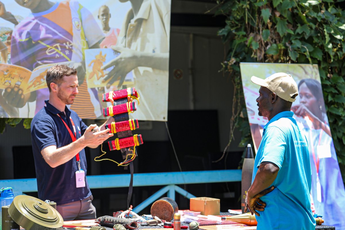 unrsce's tweet image. April 4th is the International Day for Mine Awareness and Assistance in Mine Action!
Today,the @UNMAS  MTT organized a static display of inert materials in the UN Entebbe Campus to enlighten UN personnel on the perils of explosive ordnance.

#MineAction #IMAD2024 #ProtectAndBuild