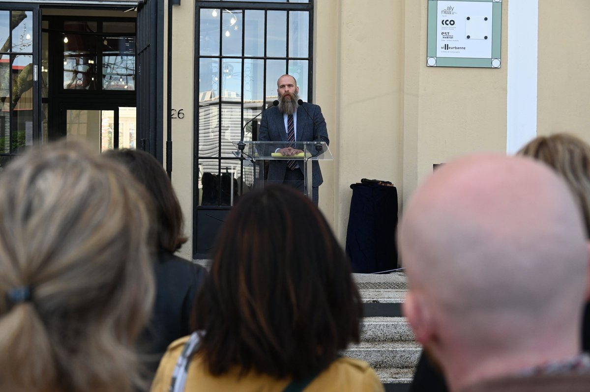 Le Sous-préfet M. PERROUDON a participé à l'inauguration du bâtiment patrimonial L'Autre Soie Ce projet urbain vise à reconquérir des friches mutables : développement économique et résidentiel, création d'équipements et d'espaces publics, valorisation du patrimoine industriel...