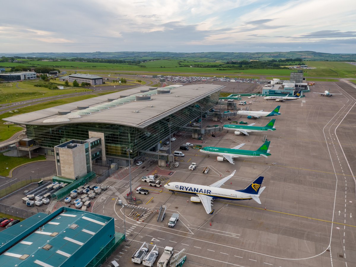 Another busy month with strong growth in passenger numbers at @CorkAirport! 🥳 ✈️ March 2024 stats: 🧍‍♂️🧍‍♀️ 226,250 passengers 📈 25% up vs. March 2023 👮🏼 100% through security in < 20 mins 🧳 Average bag return time: 10 mins ⏲️ On-time performance: 85% 📅 Busiest day: Friday,