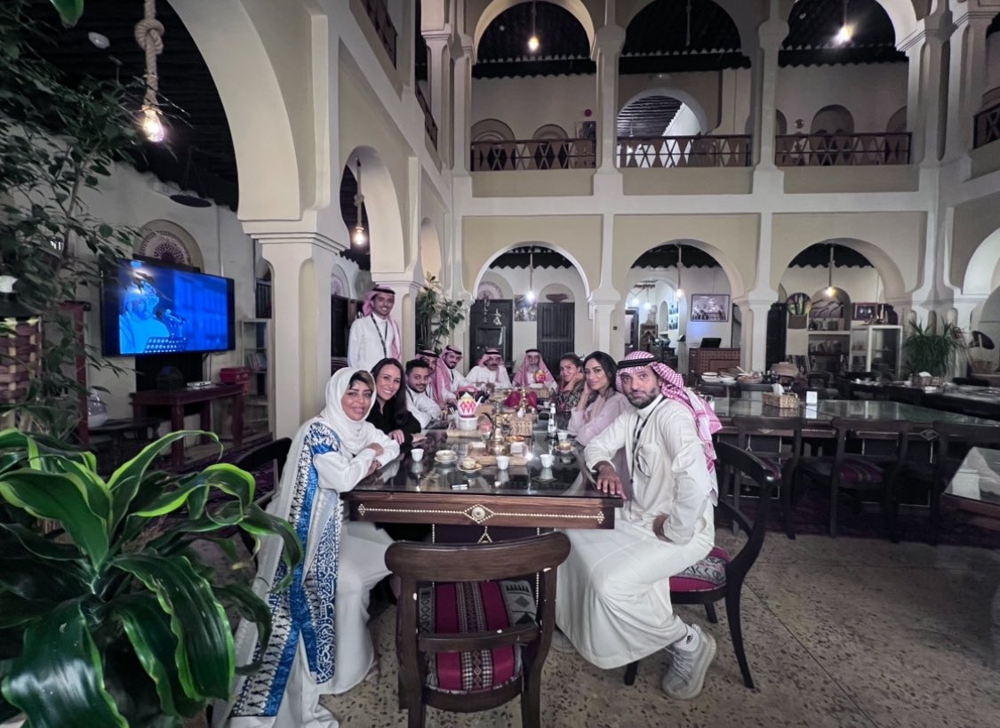 مبسوط جداً من  التفاعل الايجابي مع مسلسل #خيوط_المعازيب 
وفخور اني جزء من هذا العمل المميز وشكرا لطاقم العمل و بإذن الله القادم أجمل.
<a href="/mbc1/">MBC1</a>
<a href="/ShahidVOD/">SHAHID</a>