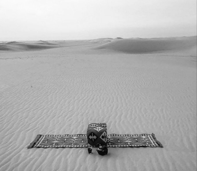 sajatalouli's tweet image. ولكنها الأيام تــجري بما جرت
فيسفُلُ أعلاها ويعلو الأسافلُ!

- أبو فراس الحمداني