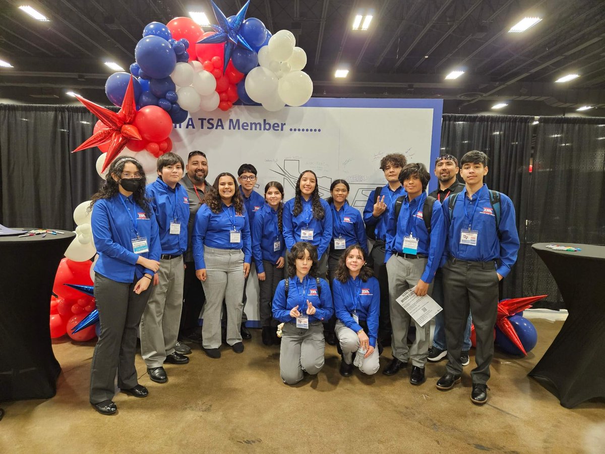 Day 1 of the Texas Technology competition in Ft. Worth. Good luck to these Hambric scholars @TOaxaca_JHS @JHambric_K8 @VDeAvila_SEC #SISDCTE #TeamSISD
