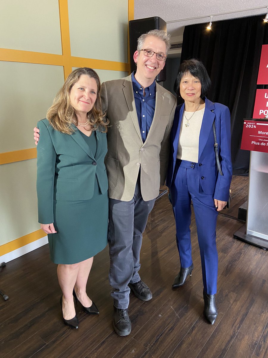 I’m happy to have joined @cafreeland and @oliviachow for an announcement of the Canada Rental Protection Fund - helping non-profits and co-ops to buy existing apartment buildings, protect tenants and stabilize rents. Team Canada includes community housing.