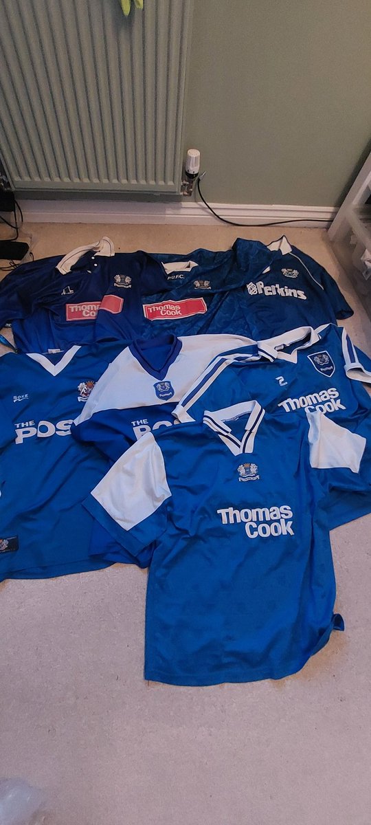 Being a grown 49 year old man I don't usually wear a shirt to the match but this is Wembley and a family day out so I will Sunday, help me decide which old school shirt I should wear! #pufc