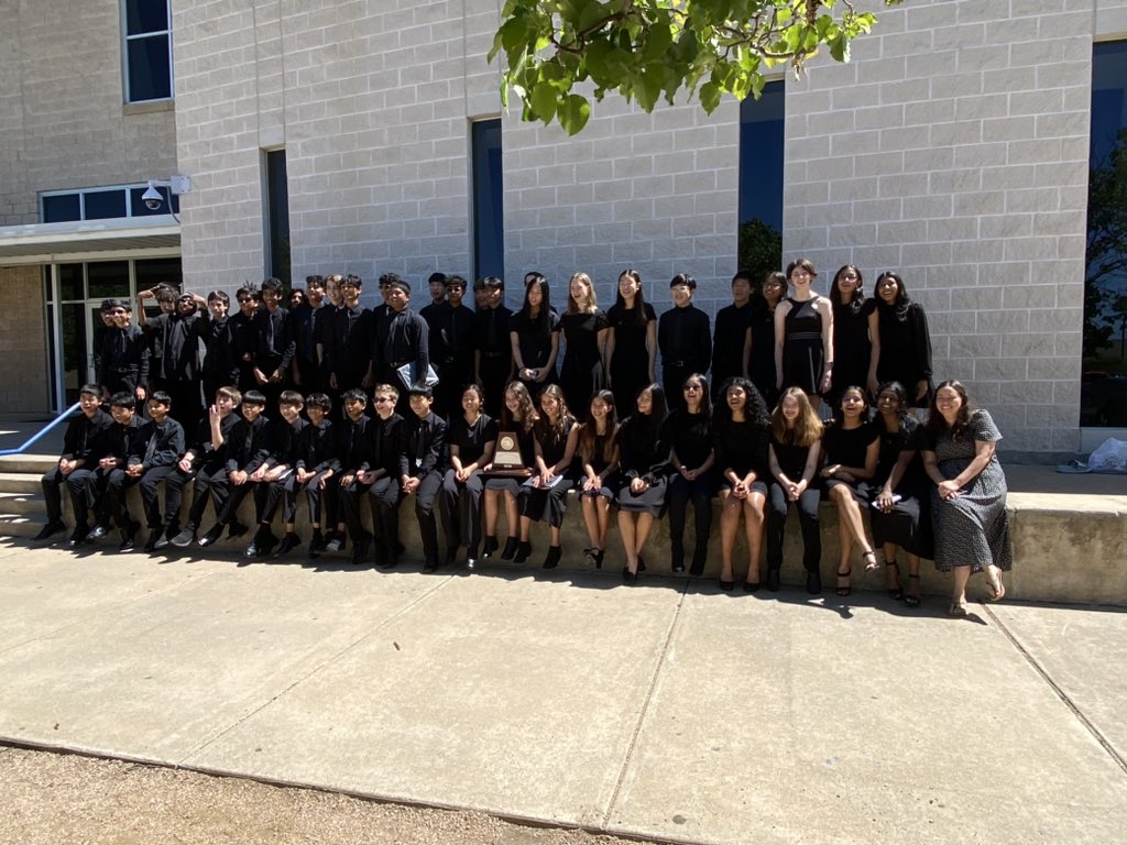 👏🎉The legacy of success continues! Wind Ensemble wowed the judges with their performance on stage and in the sight reading room today! Straight 1’s!🎊👏🎉👏