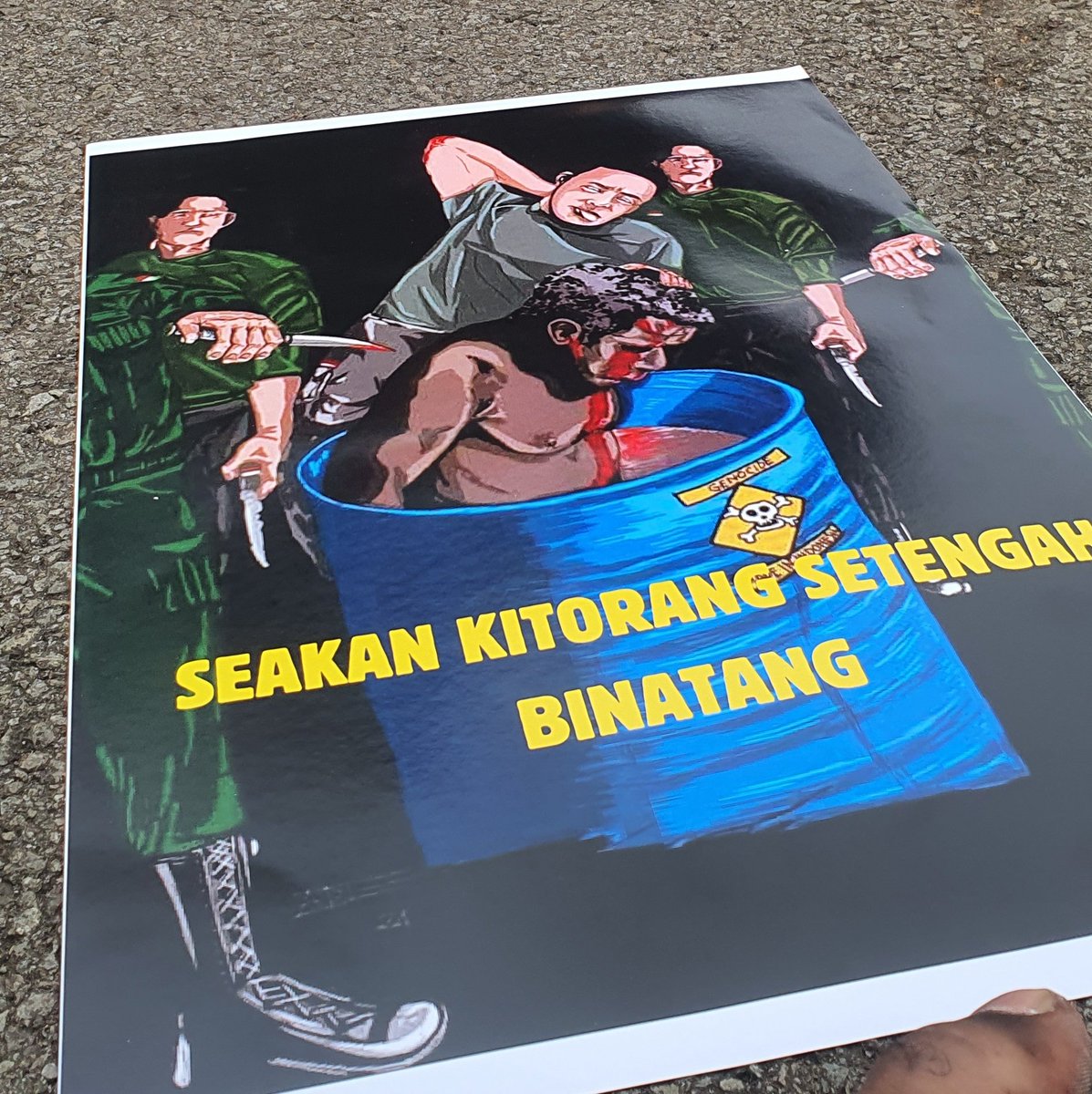 Modalnya nasionalisme kam sudah bunuh banyak orang Papua harusnya malu dan Tarik militer dari Papua. Apa yang disuarakan oleh BEM UI pemenuhan HAM yang mesti dijalankan oleh Aparat yang betugas di Papua, bukan dengan cara kekerasan, penganiayaan, pembunuhan diluar hukum.