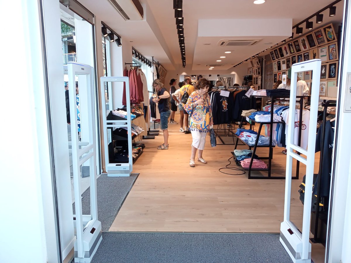 sysdil's tweet image. Citees, Tienda de camisetas de marca Pampling y Wituka, abre un nuevo establecimiento en C. de San Telmo, 30, 38400 Puerto de la Cruz, Santa Cruz de Tenerife.
Enhorabuena
Sistemas antihurto AM con módulo WiFi.
@sysdil