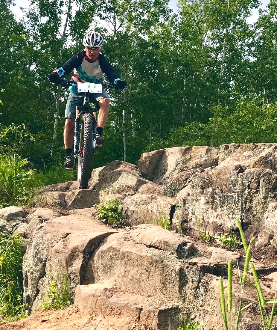 Ready to drop into the MTB season! Opening MW MTB Report posted on <a href="/skinnyskinews/">Skinnyski.com</a> 

skinnyski.com/racing/display…