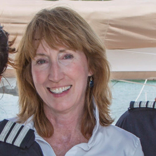 Meet Karen Kelly Shea, Show Manager. Karen has been involved with Nicholson Yachts since 1989 and has a breadth of experience in the yachting industry. Find out more about Karen...  #show #manager #yacht seren.to/takK0