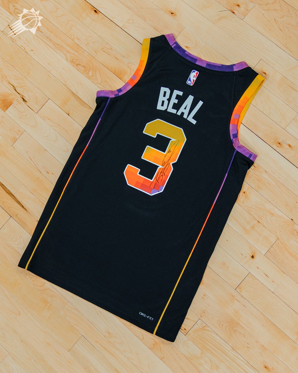 🚨 SIGNED JERSEY GIVEAWAY 🚨 RT for your chance to win this Bradley Beal signed Statement Edition Jersey!