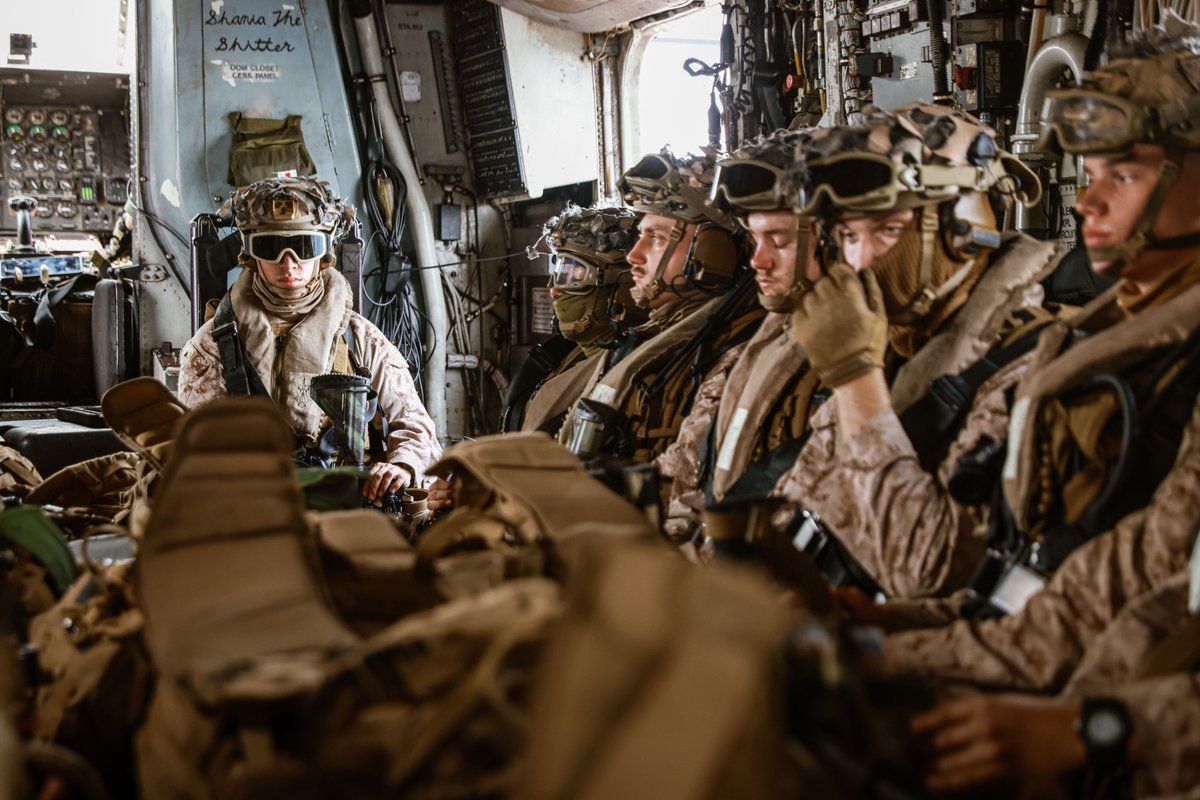 #Marines assigned to Charlie Company, Battalion Landing Team 1/5, @15thMEUOfficial exit a CH-53E Super Stallion during Exercise Tiger TRIUMPH at Kakinada Beach, India, March 27. Tiger TRIUMPH enables allied forces to improve bilateral, joint, and service readiness. #USMC