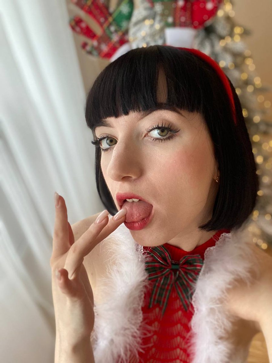sandrateilorr's tweet photo. Lust is a game that I invite you to play 😜 Are you ready to join? 🔥 https://t.co/qwoyrvPqTp