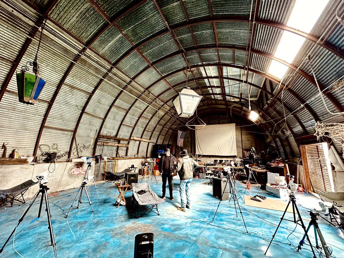 scarenetworktv's tweet image. Filming a New Project for the ScareNetwork Platform unlike any we’ve ever done. Stay Tuned!!!

#paranormal #astralprojection #worldgate #paranormalinvestigation