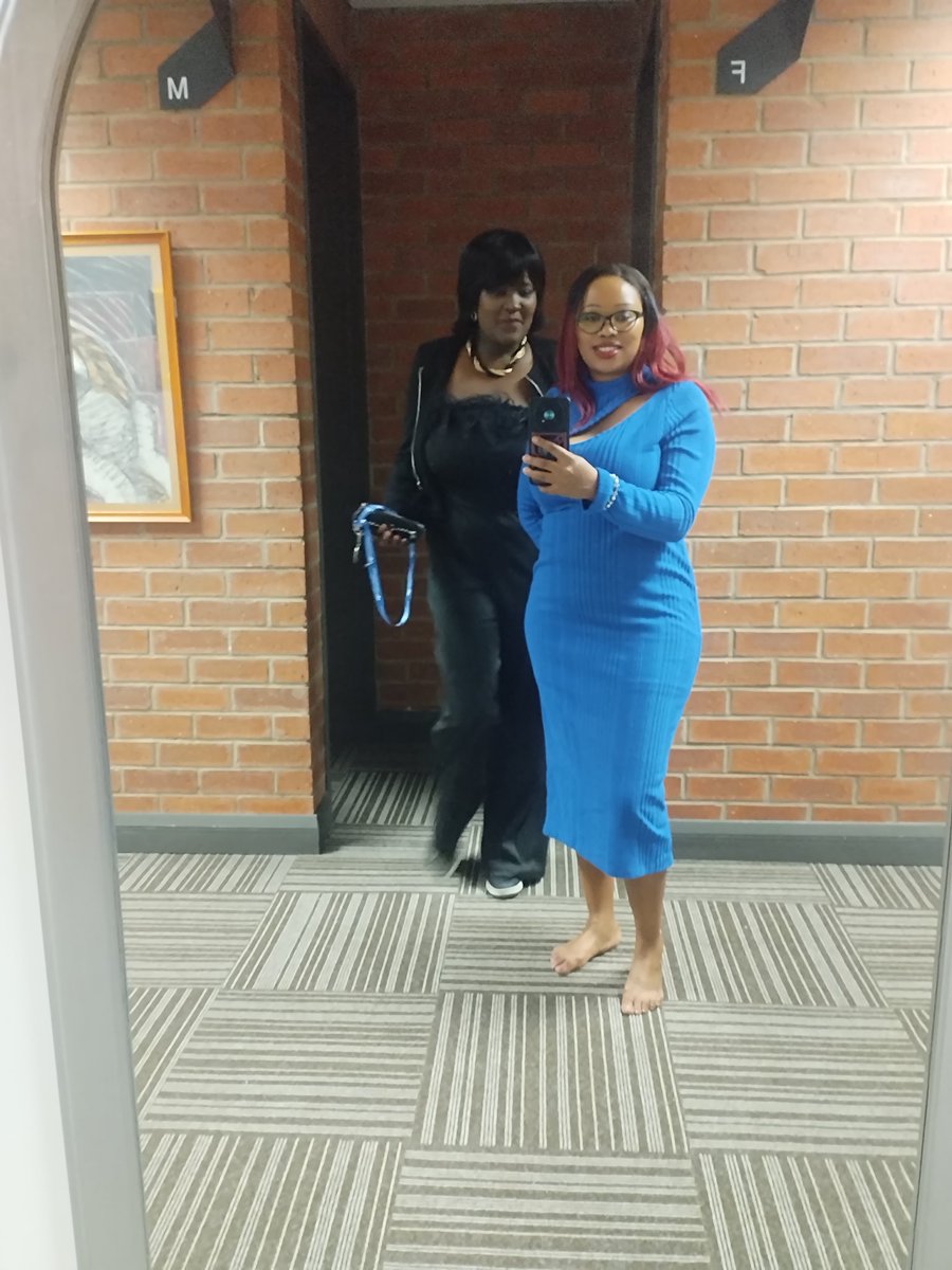 Miss_Tshidie's tweet image. I encourage All Women to watch #TheCryOfWinnieMandela at The Market Theatre.
What a great treat! 🔥
My Date @busiletwaba 💙🖤