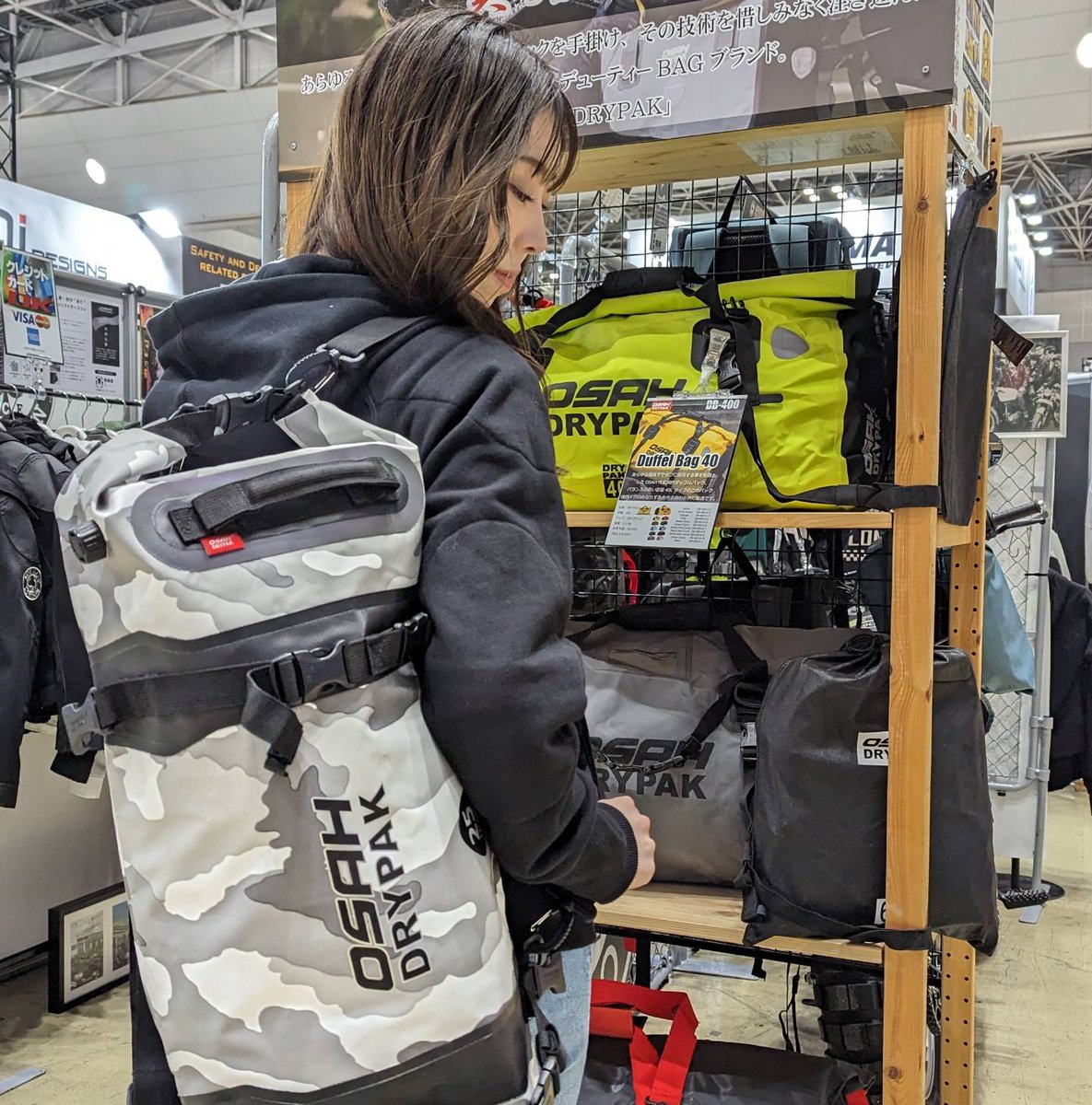 osahdrypakjapan's tweet image. 【日本正規代理店誕生】【4月末リリース開始】
名だたるブランドのバッグを手掛けた確かな品質と質実剛健と言う言葉がぴったりな防水バッグを主とした商品をラインナップ。OSAH DRYPAKは圧倒的な防水性能と豊富なカラーラインナップで貴方のアウトドアシーンを支えます。
#防水 #バッグ #バイク