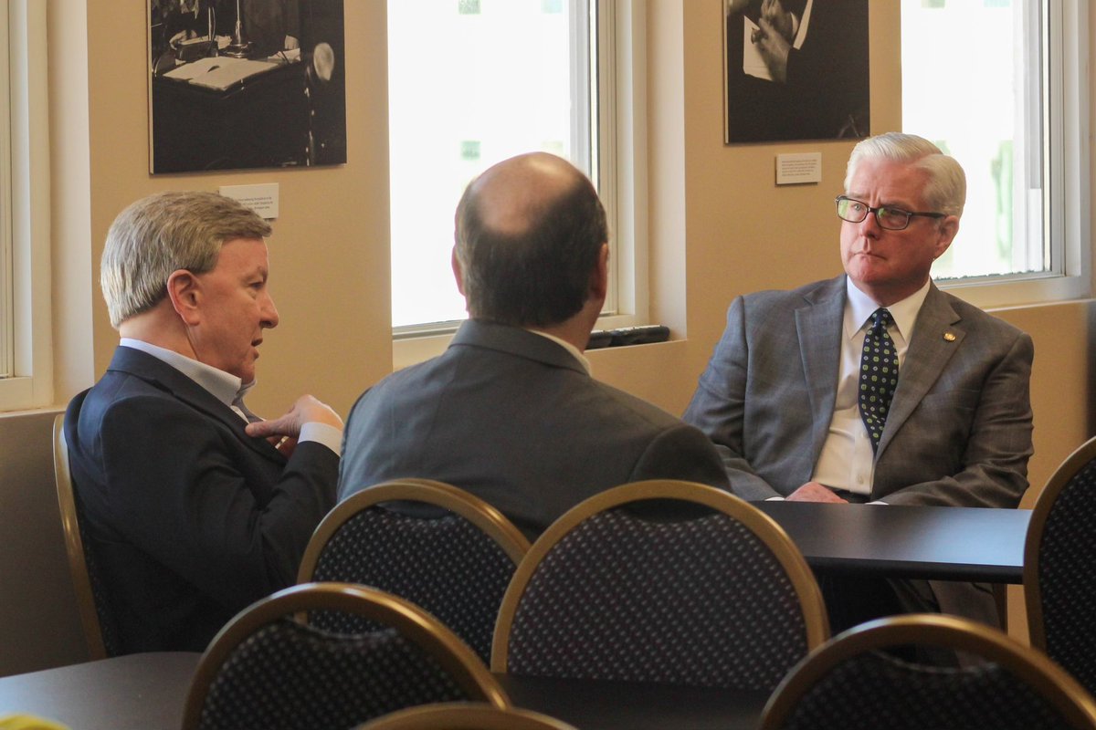 Our Congressional delegation does an amazing job representing us on the national stage making sure Alabamians have a voice in our nation’s capital. I was glad to visit with my friend @RepMikeRogersAL yesterday in Montgomery to hear about all that is going on in Washington.