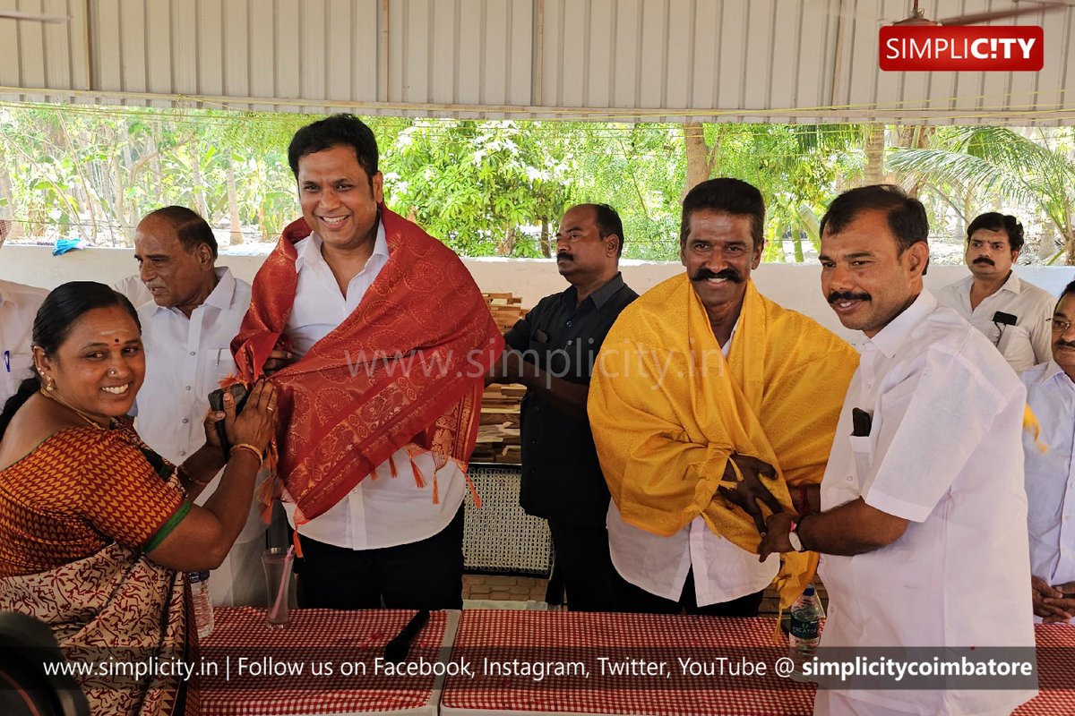 simplicitycbe's tweet photo. #photostory
Minister Dr. T.R.B. Rajaa Meets with Coconut Farming and Poultry Farming Associations in #Coimbatore’s #Sulur, #Sultanpet, and #Senjerimalai Regions https://t.co/cYgaA5r1wR