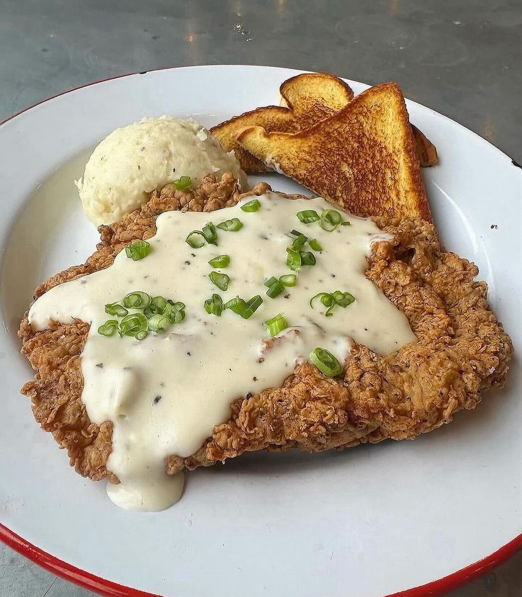 That Chicken Fried Steak is up on the Daily Specials board today..hit this patio yall! #Thursday #DrippingSprings #AustinTX #BBQ #GoodDrinks #ATX #TexasBBQ #ChickenFriedSteak #AustinEats #Barbecue #SmokedMeats #drippingspringstx