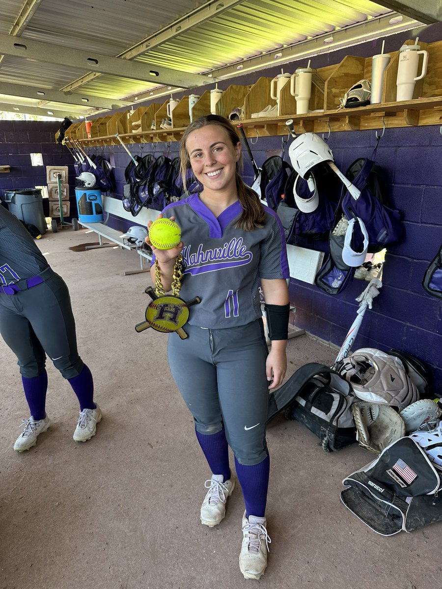 Vote for Hahnville Softball player Adeline Bertrand! SBLive’s Louisiana High School Athlete of the week. 🥎🐅 highschool.athlonsports.com/louisiana/2024…