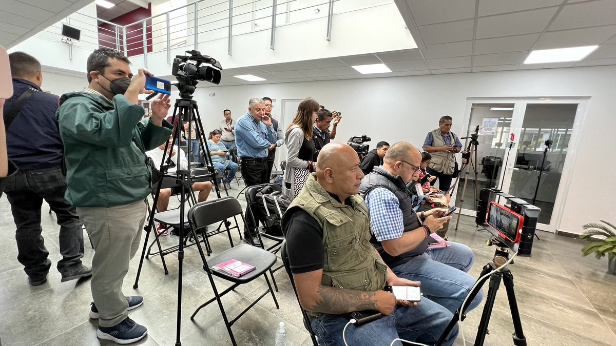 INEQueretaro's tweet photo. #AlMomento rueda de prensa para conocer los avances del #ProcesoElectoralConcurrente 2023-2024 #IEEQ #TEEQ #FGEQ https://t.co/qsjyx0Tadv