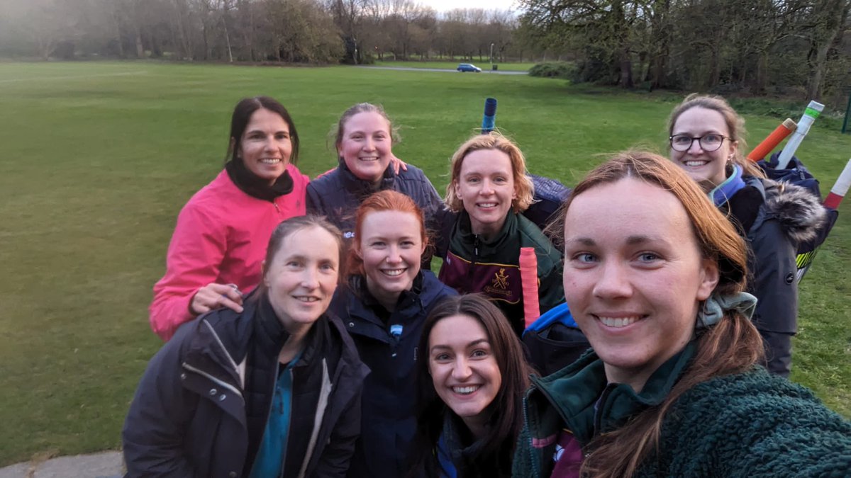 We’re back outside! First 2024 outdoor training with the Sefton Women & our fabulous Dynamos has taken place. Here’s to a season of fun, progression, great games and maybe even some sun?! 🏏🎉💗