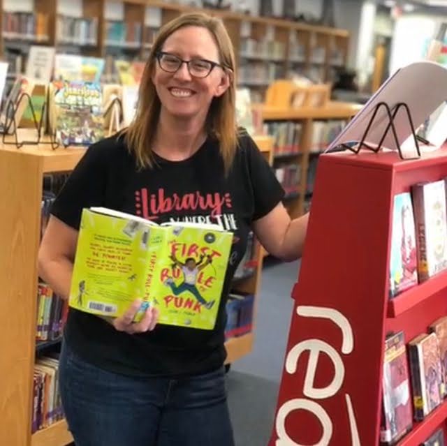 rogersherrmiddl's tweet photo. April is School Library Month and today is National School Librarian Day! Ms. Lee & Ms. Umbarger, thank you for all you do to promote and support reading, information literacy, and technology at Rogers-Herr. We appreciate you today - and every day! #RamsRock #WeAreDPS #dpsncreads https://t.co/S18HzP8xRA