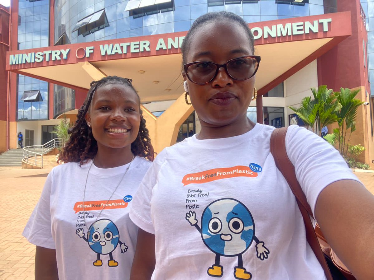 📸: From <a href="/brkfreeplastic/">#BreakFreeFromPlastic</a> - Uganda INC-4 Youth Campaign Album.

#YouthAction for a strong global #PlasticsTreaty to end plastic pollution.

<a href="/GAIAnoburn/">GAIA -Global Alliance for Incinerator Alternatives</a>, <a href="/tbresther/">Esther TBR</a>, <a href="/JoyceGwokyalya/">Joyce Gwokyalya</a> <a href="/BioVisionAfric3/">Bio Vision Africa(BiVA)</a>