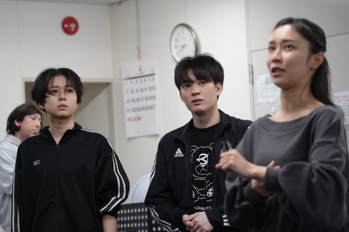 mitsuboshis's tweet image. 汗と涙でぐちょぐちょです。。
通し稽古をやるたびに
みんながイキイキ生きてます！これは是非、生で観て欲しい。。！！！
全キャストがぶつかり合いながら、完成まであと少し。
心から観てほしい作品になりました！

#川上和之
#BOTCHAN

quartet-online.net/ticket/botchan…