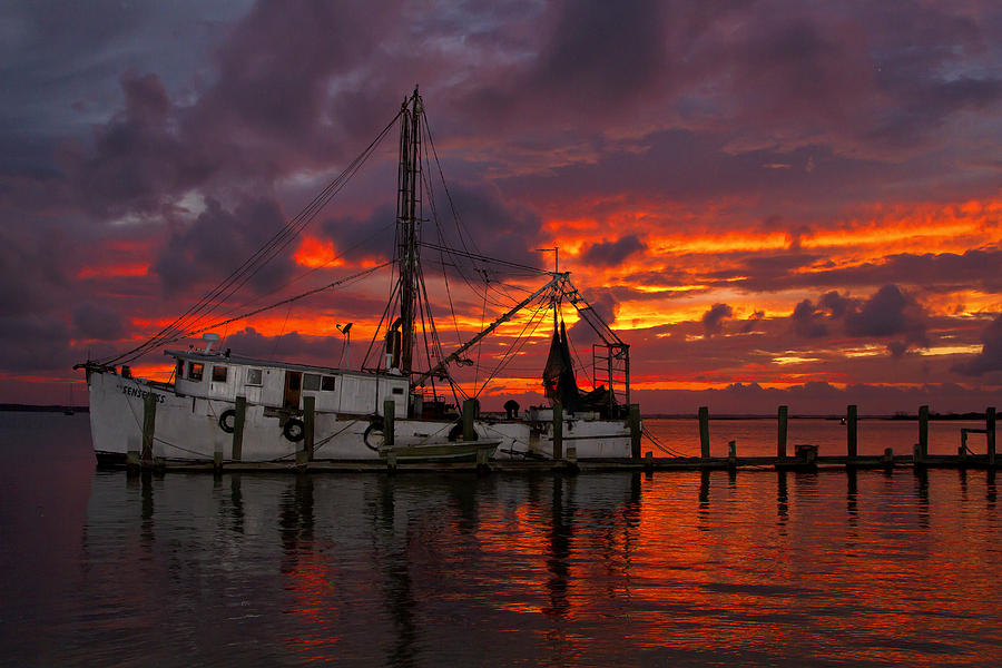 Shrimp Boat at Sunset - by Cliff Middlebrook

Fernandina Beach, Florida
