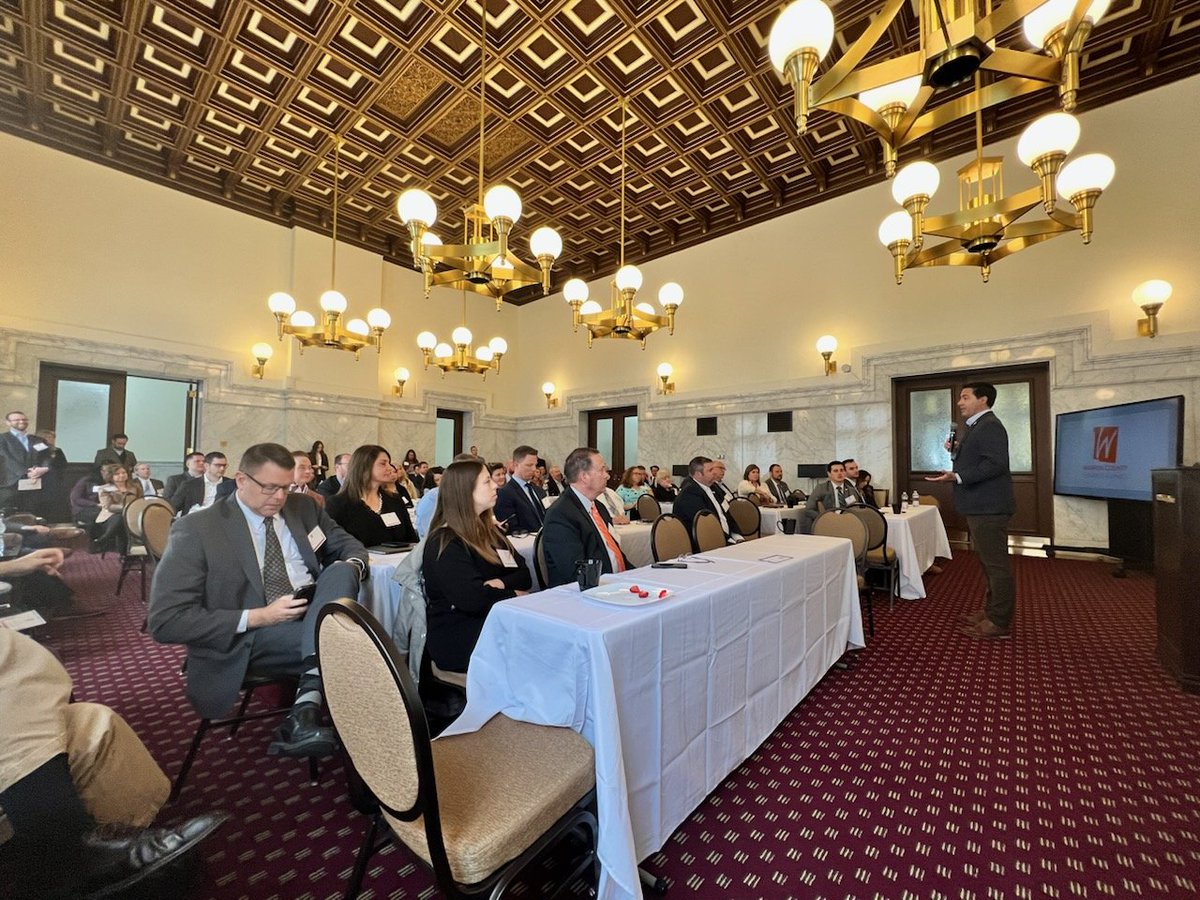 DSD Advisors tweet media