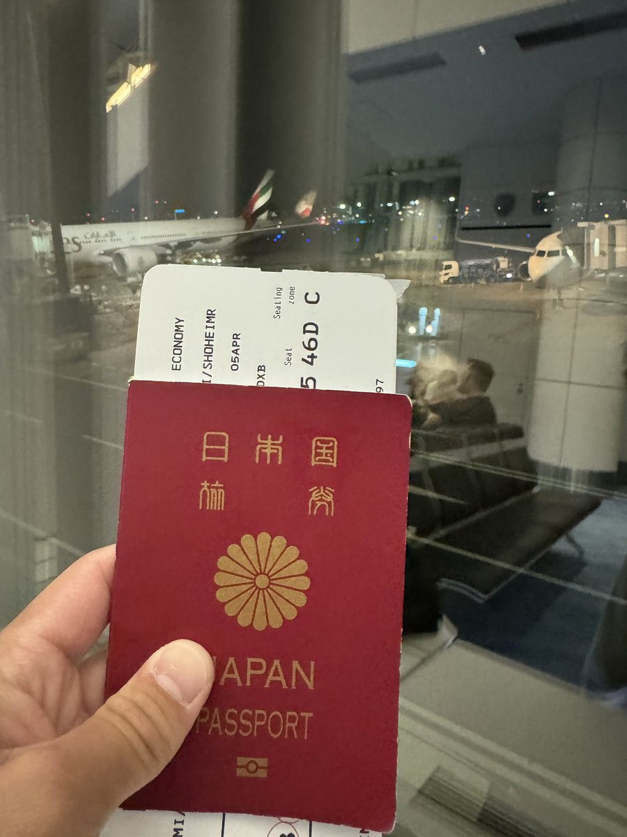 chikami1022's tweet photo. 🇯🇵✈️👋 https://t.co/EEMyaXEr8d