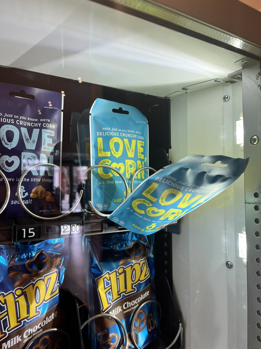 VianiVi's tweet photo. @StoryhouseLive the vending machine is my nemesis 🤦🏻‍♀️ https://t.co/SH0CG4BrrM