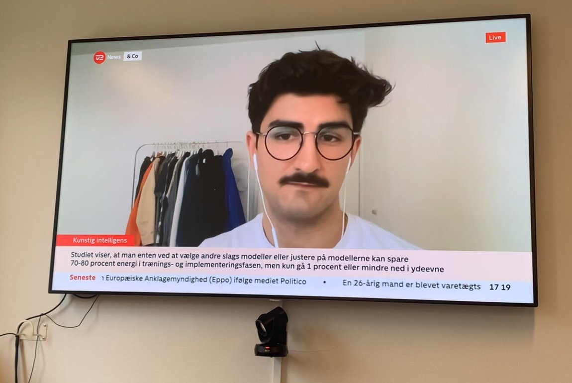 Our work was featured in an evening news broadcast on <a href="/tv2newsdk/">TV 2 NEWS</a> yesterday, and <a href="/pedrambakh/">Pedram</a> was amazing! 
Thanks <a href="/Maria_Hornbek/">Maria Hornbek</a> for the work!

If you have subscription, you can watch the segment here:
play.tv2.dk/afspil/1360a39…