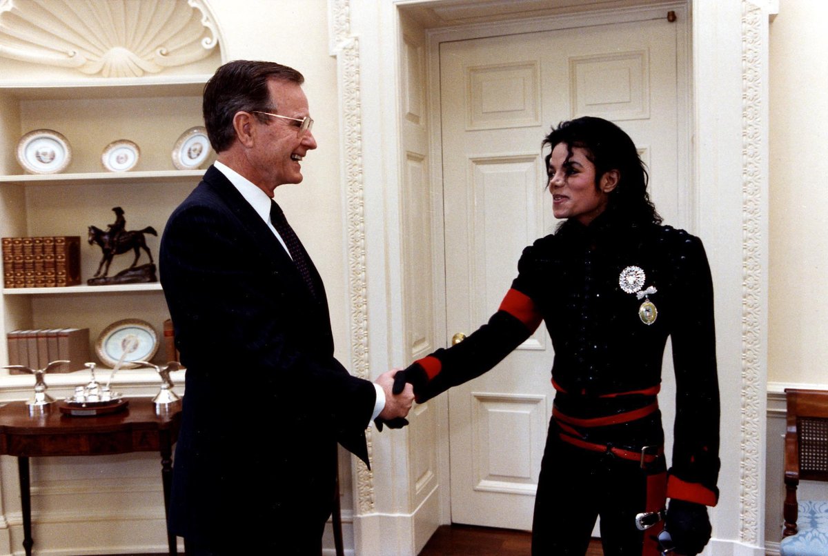 President Bush greets Michael Jackson in the Oval Office. 05 April 1990 Photo Credit: George Bush Presidential Library and Museum #bush41 #bush41library #bush41museum