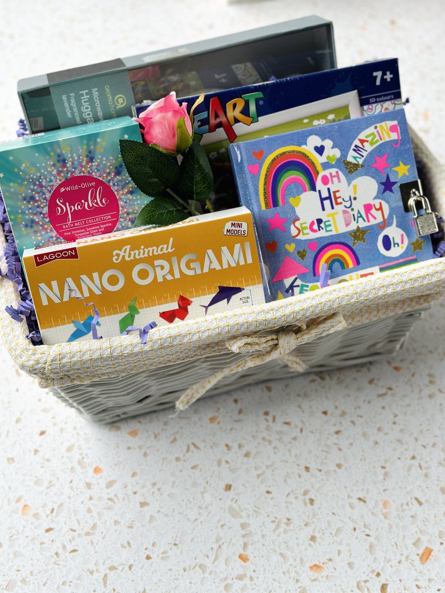 Today's Gift Basket Of The Day is 'Happy Hobby Gift Basket Age 10+' ow.ly/oMX750R7tiR Follow & RT to enter #prize draw to #win a Gift Basket. More info via our blog. #dailydispatch #gifts #competition #giftbasketsrule #giftsforkids #childrensgiftbaskets